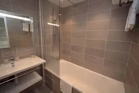 Best Western Le Roof - 56