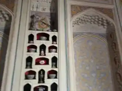 Mosque Baland - 26