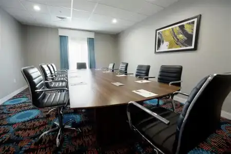 Hampton Inn & Suites Oklahoma City Airport - 17