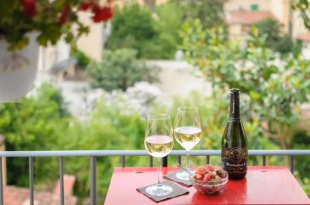 Cardinal of Florence - Recommended for Ages 25 to 55 - 35