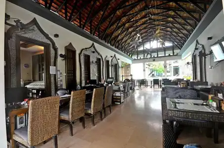 Paragon Inn - 37