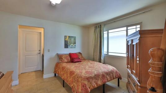 Driftwood Beach Motel - 61