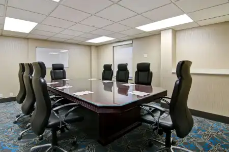 Hampton Inn & Suites by Hilton Calgary-Airport - 21