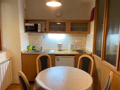 Gold Apartments - 91