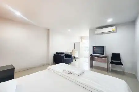 Freesia Bangphi Guest House by ZUZU - 17