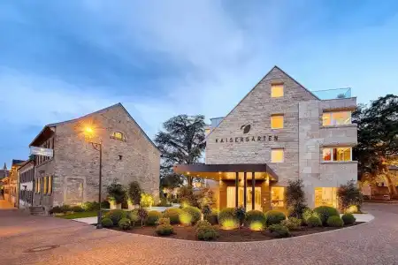 Kaisergarten Deidesheim - 0