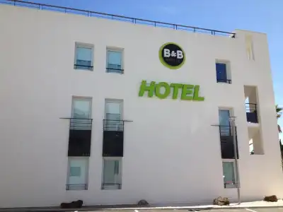 B&B Cannes La Bocca Plage - 26