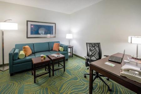 Fairfield Inn & Suites Greensboro Wendover - 39
