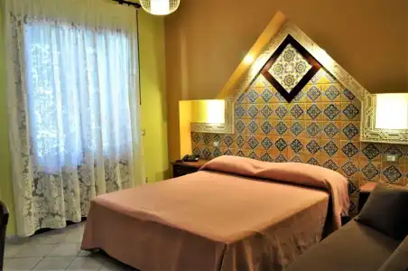 Al-Taïr - 44