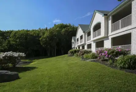 Spruce Point Inn - 50