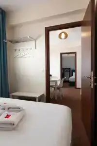City Plaza Apartments & Rooms - 102