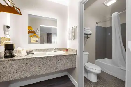 SureStay by Best Western San Francisco Marina District - 30
