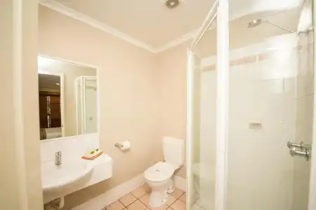 The Cosmopolitan Motel and Serviced Apartments - 31