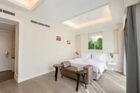 Siam Tharadol - 43