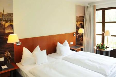 Schloss Eckberg - 43