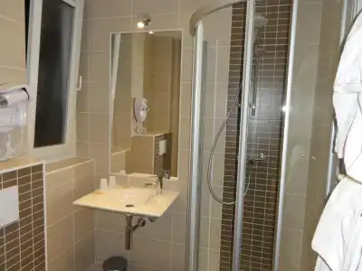 Hôtel le Croiseur Ginette - Entièrement rénové - 13