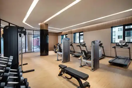 Holiday Inn Shanghai Nanjing Road - 20