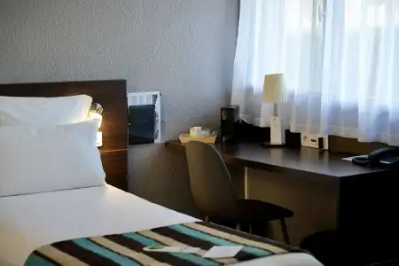 Sure by Best Western Biarritz Aeroport - 5