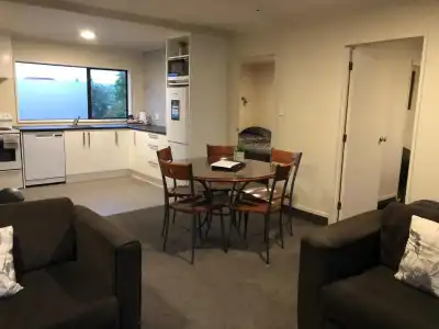 Commodore Motels - 54