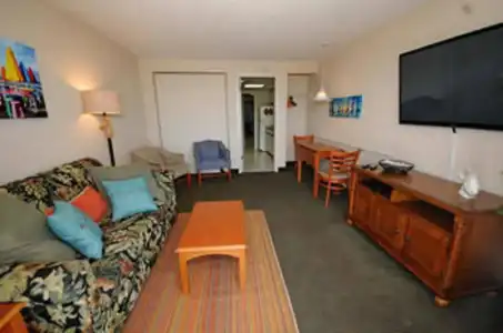 Boardwalk Beach Resort - 10
