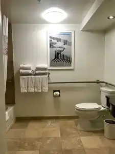 Hampton Inn San Diego-Kearny Mesa - 9