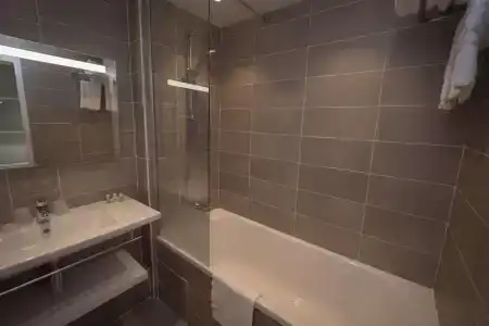 Best Western Le Roof - 133
