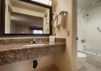 Pleasant Inn - 9