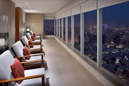 Marriott Executive Apartments Downtown Abu Dhabi - 12