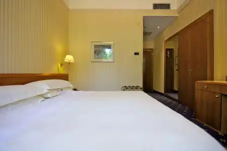 Mercure Astoria Reggio Emilia - 30