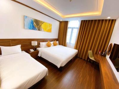 Jade Ha Long - 30