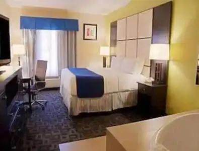 Super 8 by Wyndham Irving/DFW Apt/North - 29