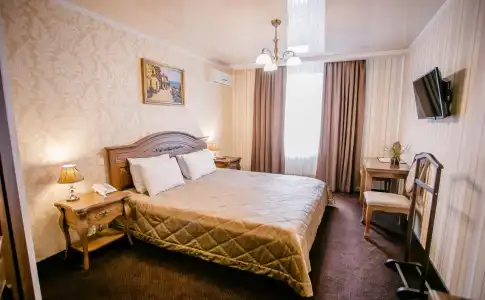 Aristocrat - 3