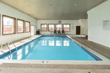 Quality Inn & Suites - 16