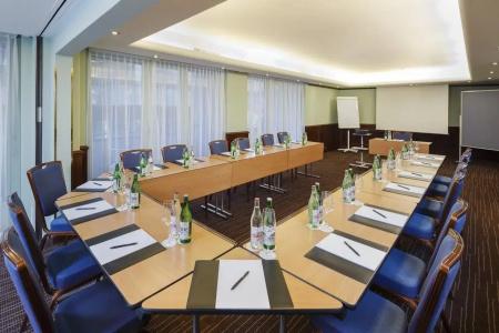 Locke am Platz - 16