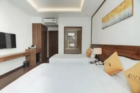 Jade Ha Long - 26
