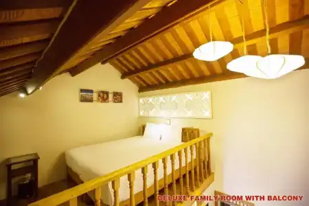 Hoi An Pho Library - 97