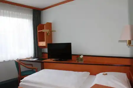 Airport- & Seminarhotel - 2