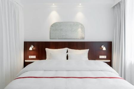Ruby Coco Dusseldorf by IHG - 26