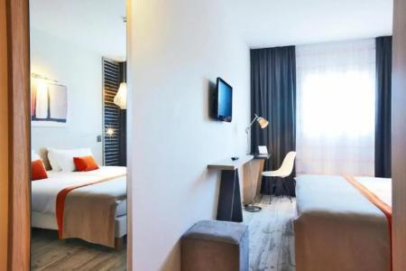 Kyriad Prestige Vannes Centre – Palais Des Arts - 35