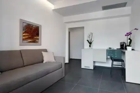 Nautilus B&B Suite Design - 25