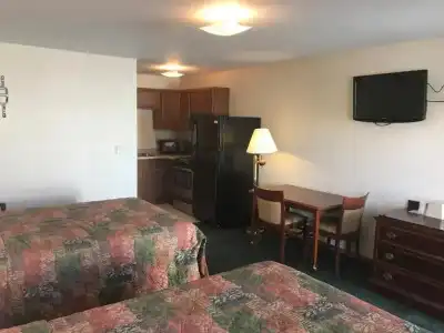 Western Holiday Motel - 8
