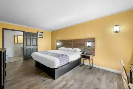 Rodeway Inn Charlotte South - 16