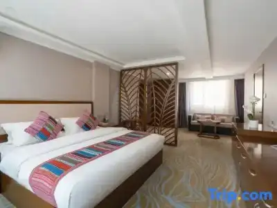 Highest Joints & Resort (Kunming Derun Center) - 65
