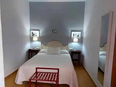Honest Sevilla - 10