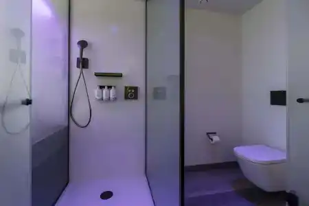 Yotel - 30