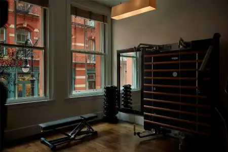The Mercer - 33