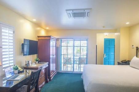 Castillo Inn at the Beach - 70