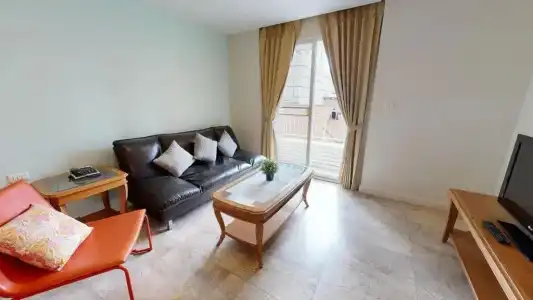 Sabai Sathorn - 126