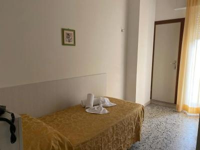 Modenese - 5
