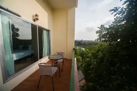 Anchan Laguna - 6